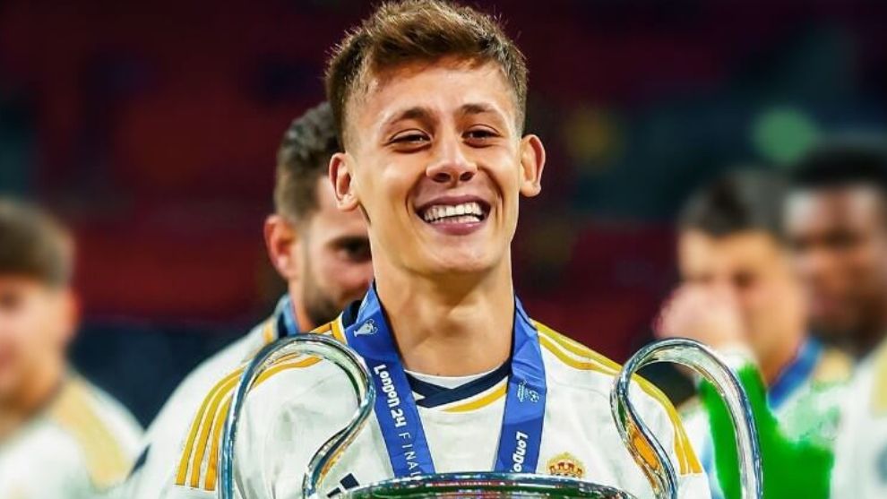 Bolu Mengenli Ünlüler : ARDA GÜLER